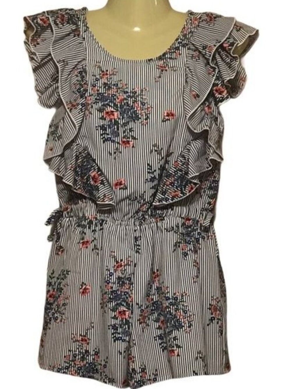 Truly Me by Sara Sara Floral Romper Ruffle Sleeve Trendy Unique Size M Girls